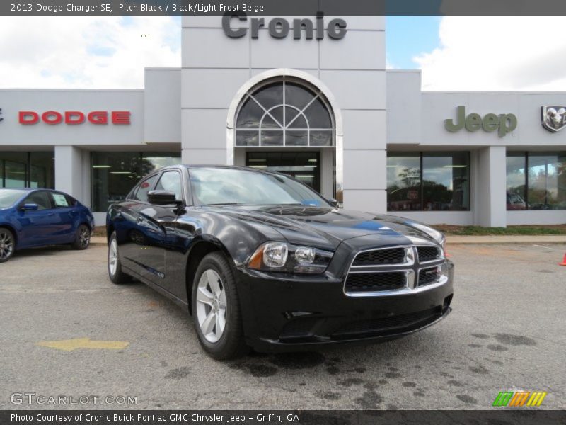 Pitch Black / Black/Light Frost Beige 2013 Dodge Charger SE