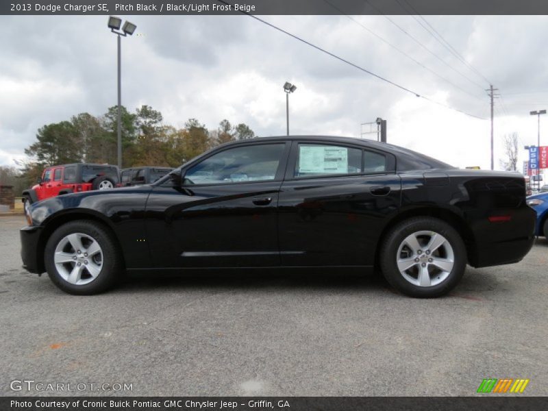 Pitch Black / Black/Light Frost Beige 2013 Dodge Charger SE