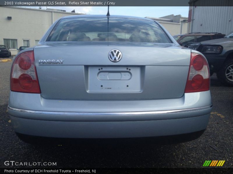Reflex Silver Metallic / Grey 2003 Volkswagen Passat GLS Sedan