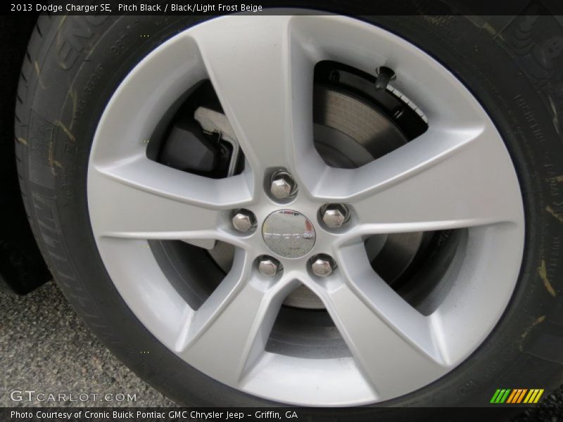 Pitch Black / Black/Light Frost Beige 2013 Dodge Charger SE