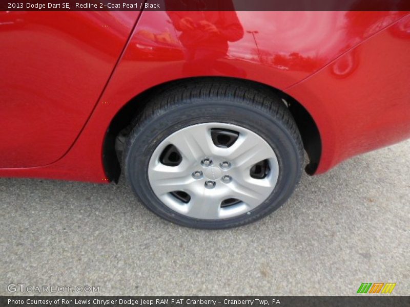 Redline 2-Coat Pearl / Black 2013 Dodge Dart SE