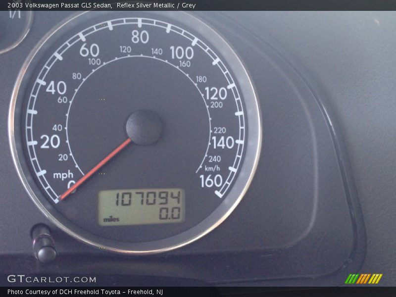 Reflex Silver Metallic / Grey 2003 Volkswagen Passat GLS Sedan