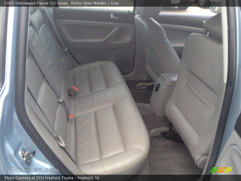 Reflex Silver Metallic / Grey 2003 Volkswagen Passat GLS Sedan