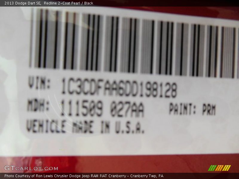 Redline 2-Coat Pearl / Black 2013 Dodge Dart SE