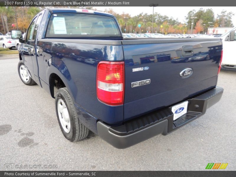 Dark Blue Pearl Metallic / Medium Flint 2007 Ford F150 XL Regular Cab