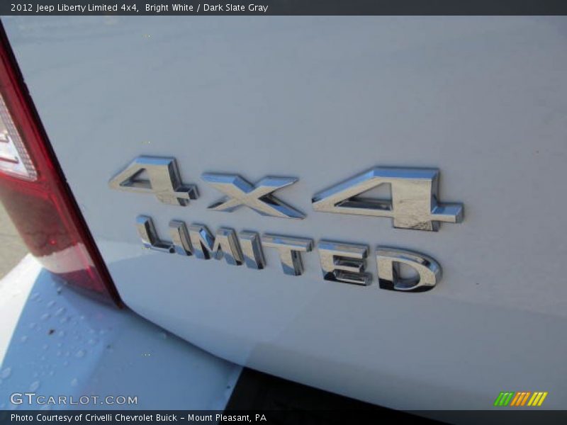 Bright White / Dark Slate Gray 2012 Jeep Liberty Limited 4x4