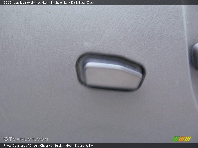 Bright White / Dark Slate Gray 2012 Jeep Liberty Limited 4x4
