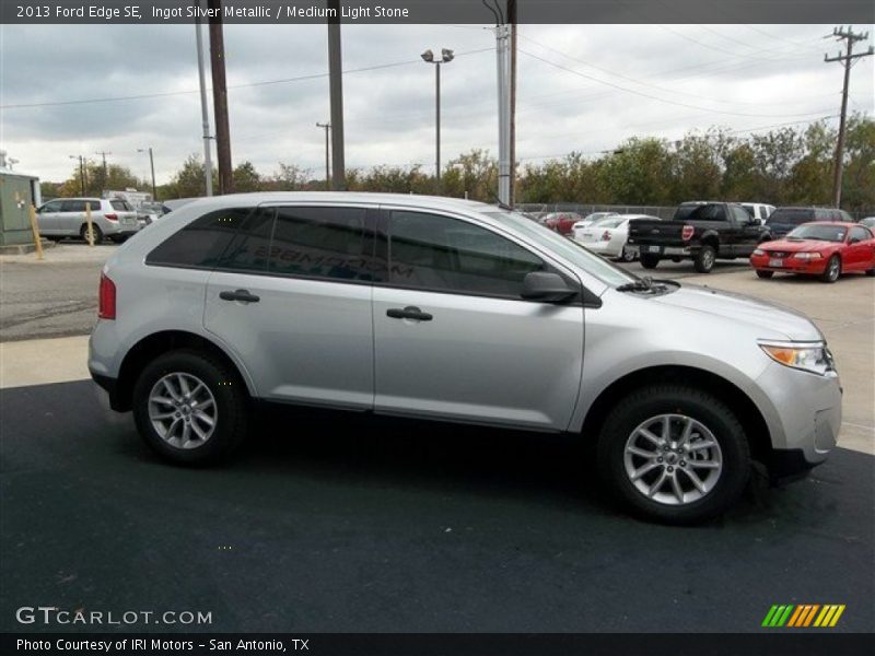 Ingot Silver Metallic / Medium Light Stone 2013 Ford Edge SE