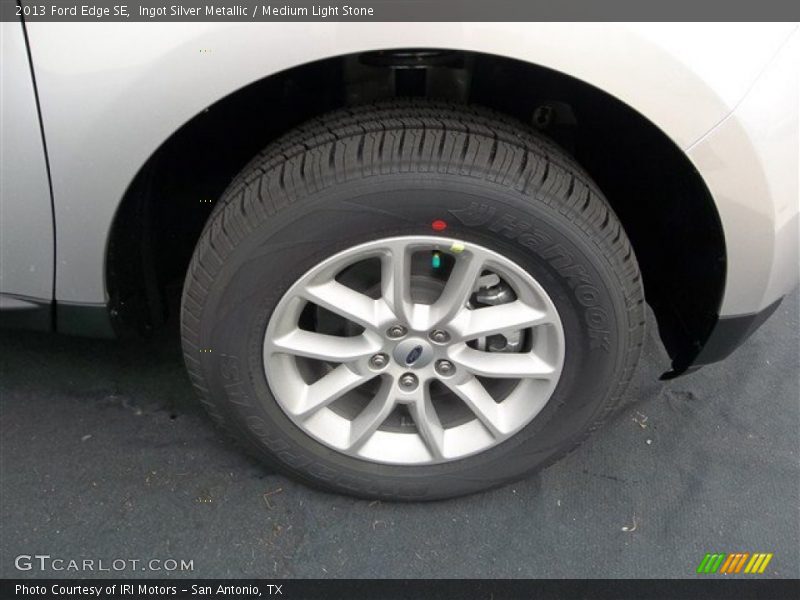 Ingot Silver Metallic / Medium Light Stone 2013 Ford Edge SE