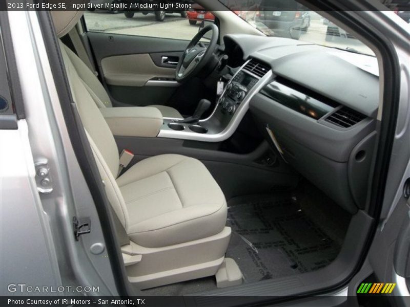 Ingot Silver Metallic / Medium Light Stone 2013 Ford Edge SE