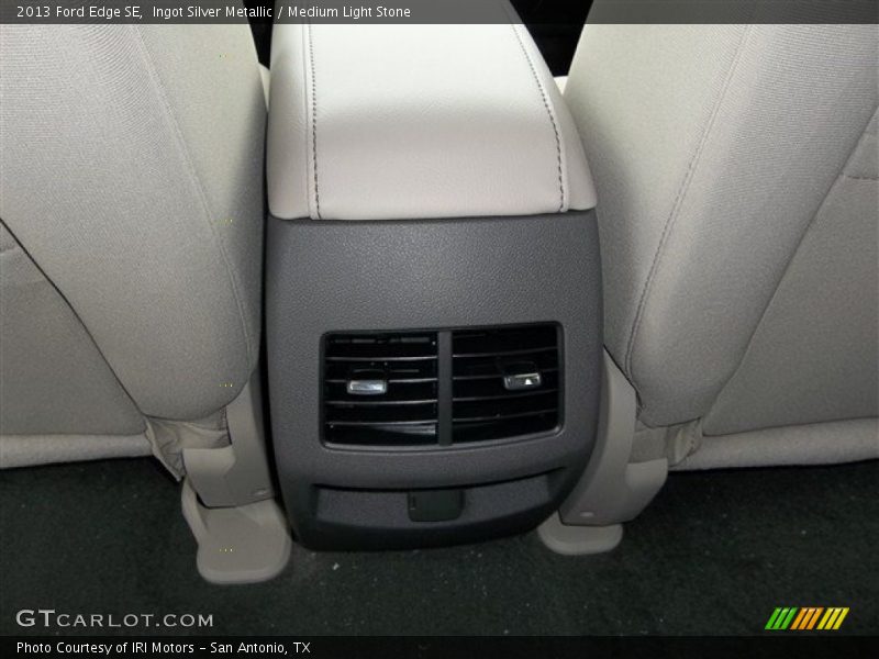 Ingot Silver Metallic / Medium Light Stone 2013 Ford Edge SE