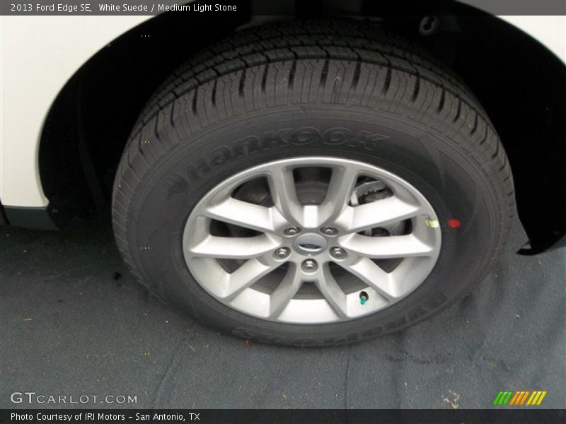 White Suede / Medium Light Stone 2013 Ford Edge SE