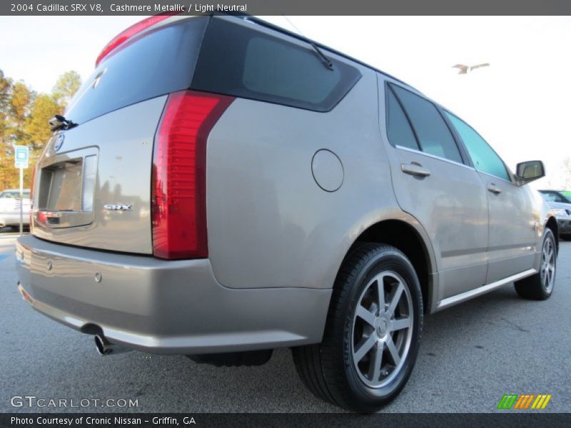 Cashmere Metallic / Light Neutral 2004 Cadillac SRX V8