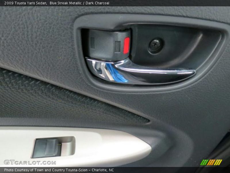 Blue Streak Metallic / Dark Charcoal 2009 Toyota Yaris Sedan