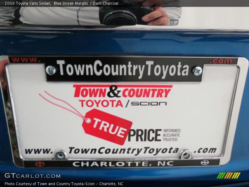 Blue Streak Metallic / Dark Charcoal 2009 Toyota Yaris Sedan