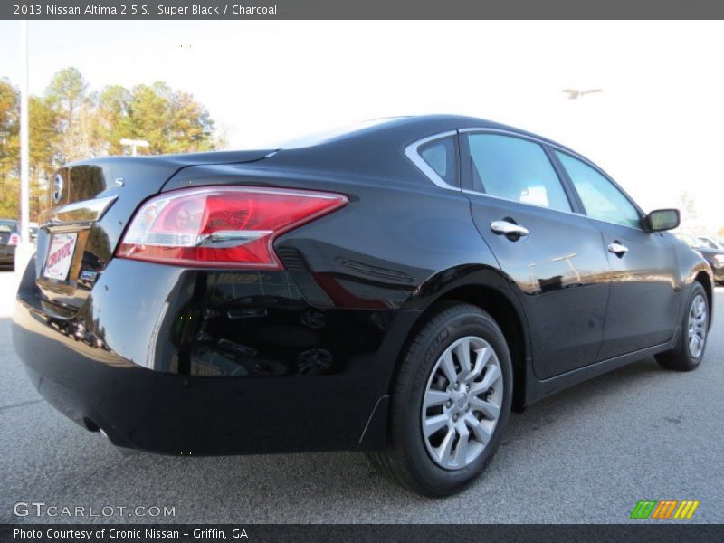 Super Black / Charcoal 2013 Nissan Altima 2.5 S