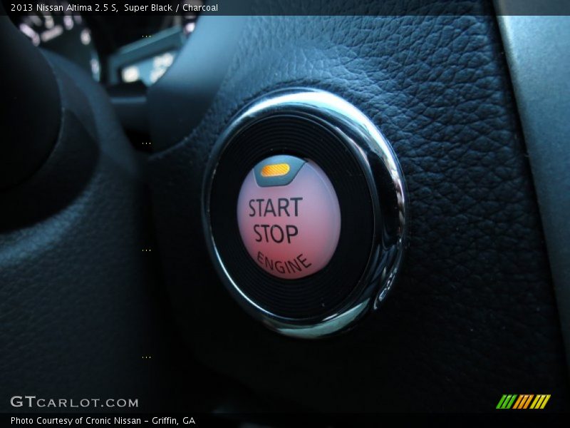 Super Black / Charcoal 2013 Nissan Altima 2.5 S