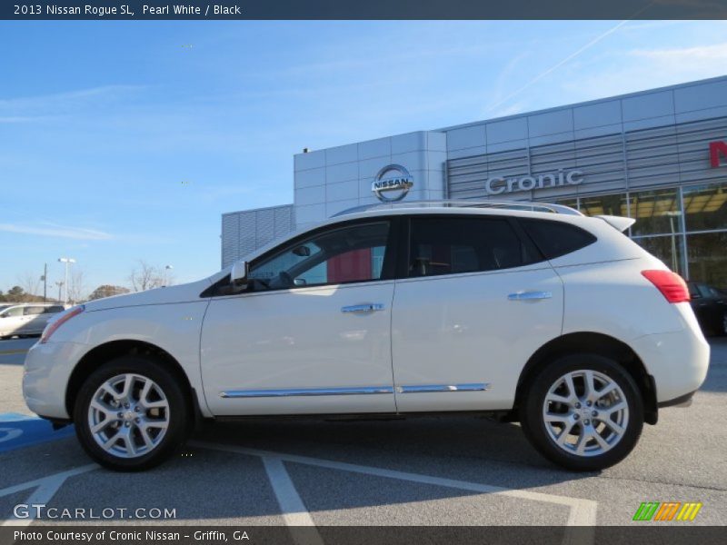 Pearl White / Black 2013 Nissan Rogue SL