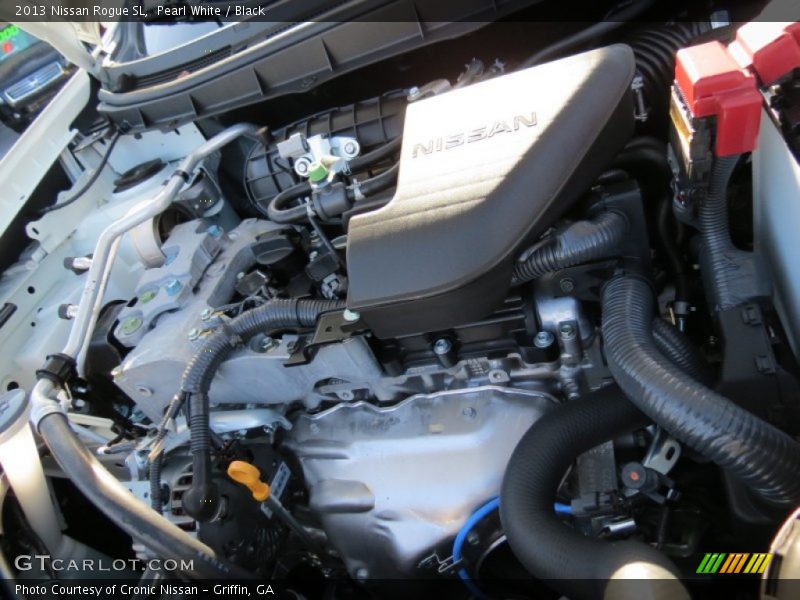 Pearl White / Black 2013 Nissan Rogue SL