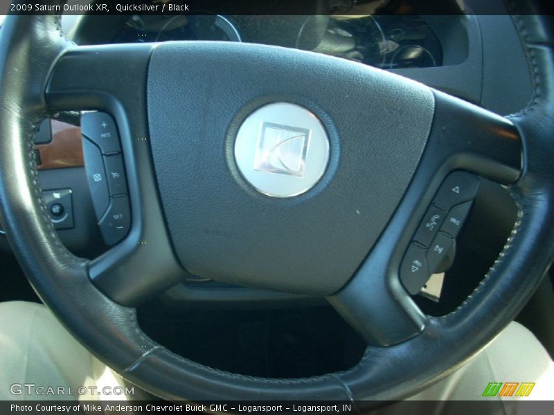 Quicksilver / Black 2009 Saturn Outlook XR