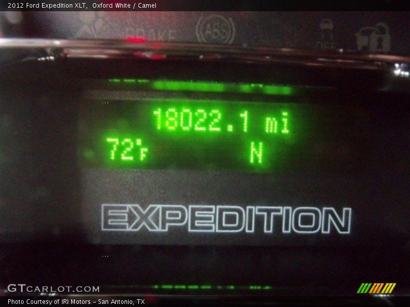 Oxford White / Camel 2012 Ford Expedition XLT