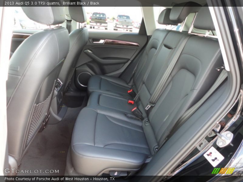 Rear Seat of 2013 Q5 3.0 TFSI quattro