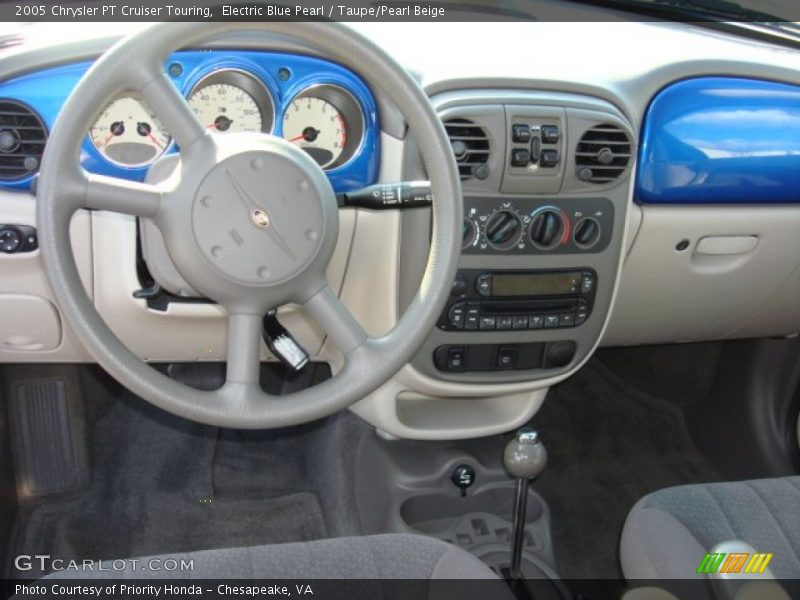 Dashboard of 2005 PT Cruiser Touring