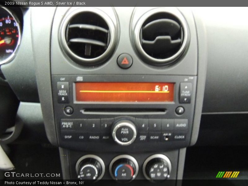 Silver Ice / Black 2009 Nissan Rogue S AWD