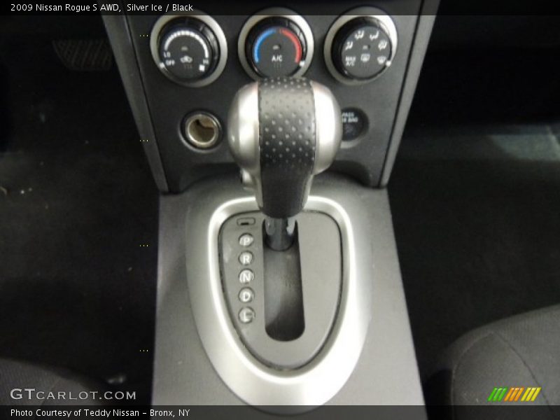 Silver Ice / Black 2009 Nissan Rogue S AWD