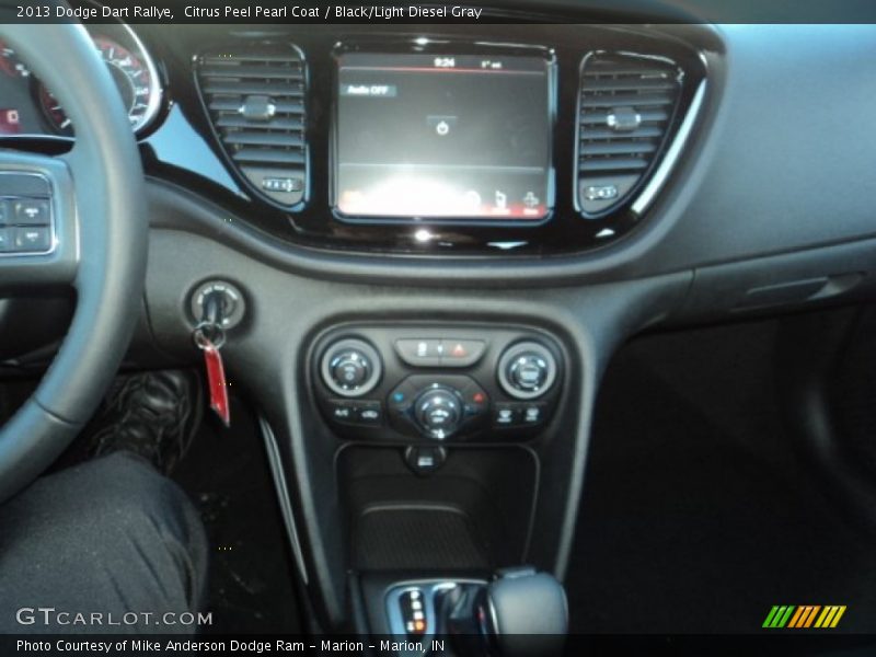Citrus Peel Pearl Coat / Black/Light Diesel Gray 2013 Dodge Dart Rallye