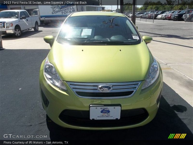 Lime Squeeze / Charcoal Black 2013 Ford Fiesta SE Sedan