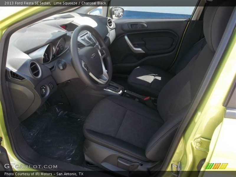 Lime Squeeze / Charcoal Black 2013 Ford Fiesta SE Sedan