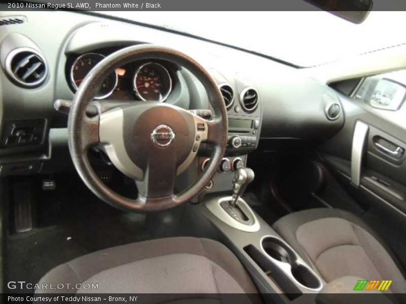 Phantom White / Black 2010 Nissan Rogue SL AWD