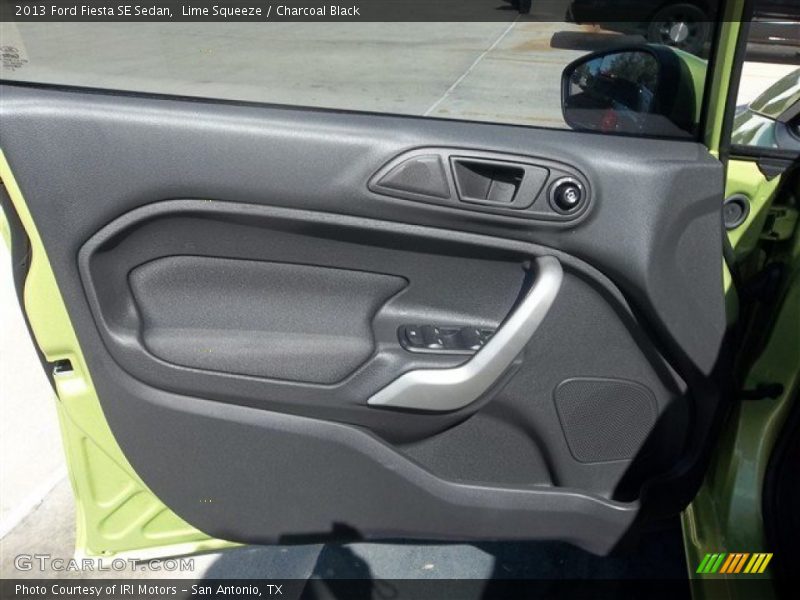 Lime Squeeze / Charcoal Black 2013 Ford Fiesta SE Sedan