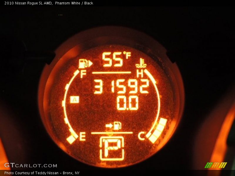 Phantom White / Black 2010 Nissan Rogue SL AWD