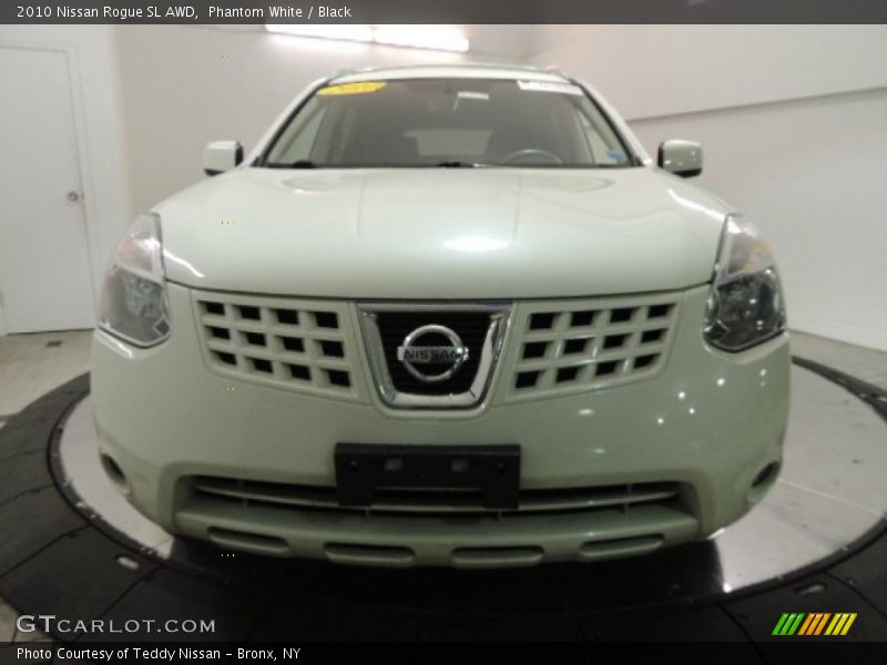 Phantom White / Black 2010 Nissan Rogue SL AWD