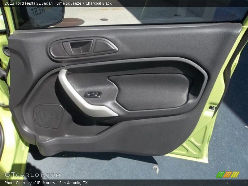 Lime Squeeze / Charcoal Black 2013 Ford Fiesta SE Sedan