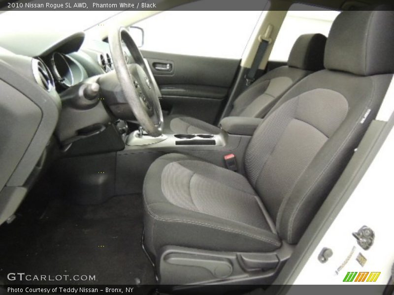 Phantom White / Black 2010 Nissan Rogue SL AWD