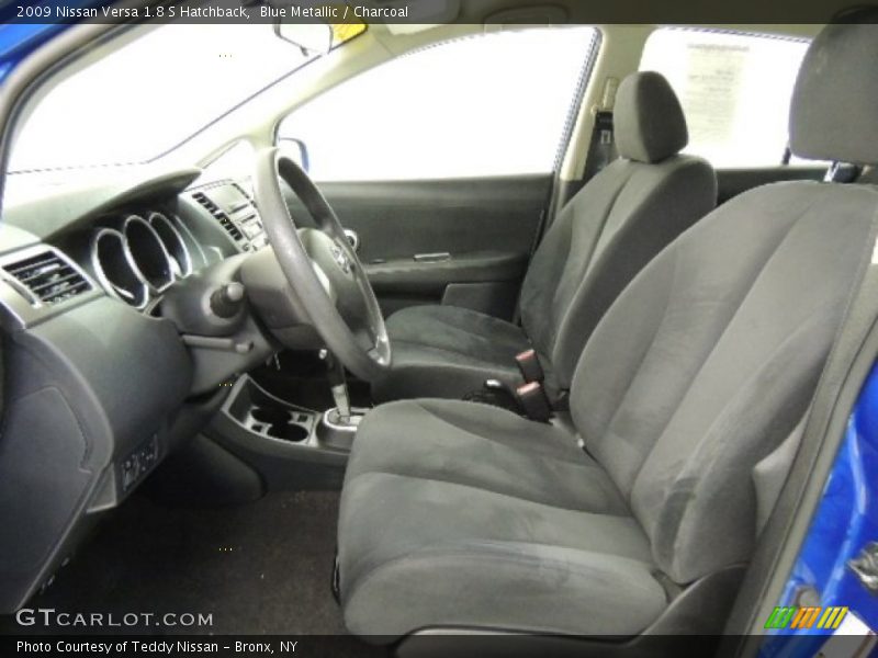 Blue Metallic / Charcoal 2009 Nissan Versa 1.8 S Hatchback