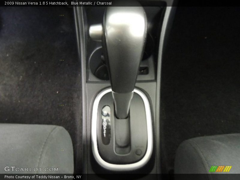 Blue Metallic / Charcoal 2009 Nissan Versa 1.8 S Hatchback