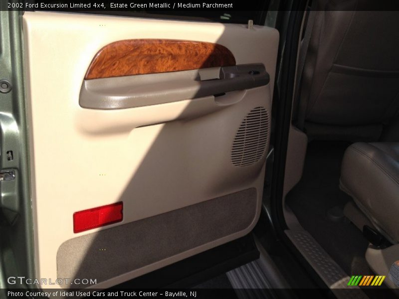 Estate Green Metallic / Medium Parchment 2002 Ford Excursion Limited 4x4