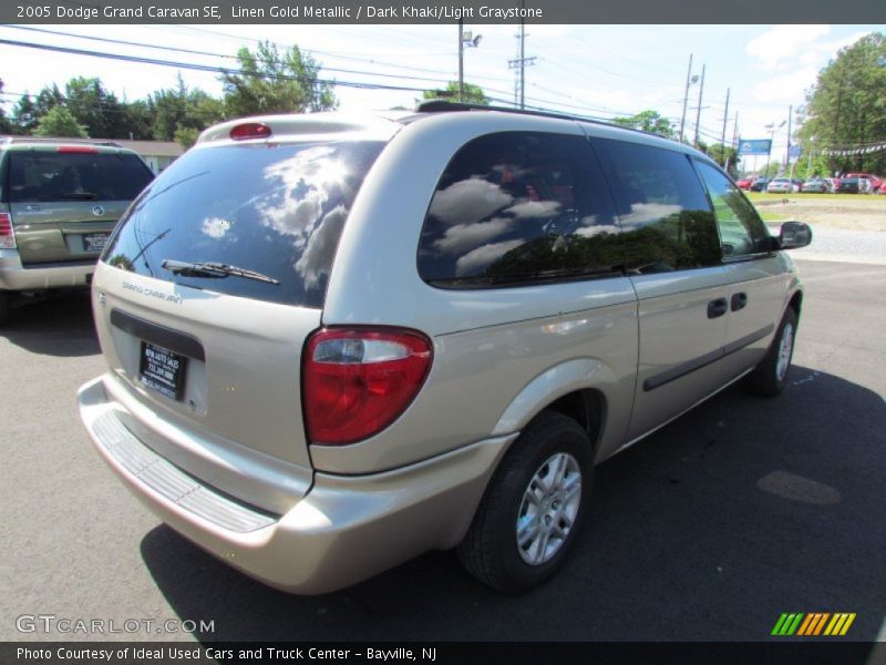 Linen Gold Metallic / Dark Khaki/Light Graystone 2005 Dodge Grand Caravan SE