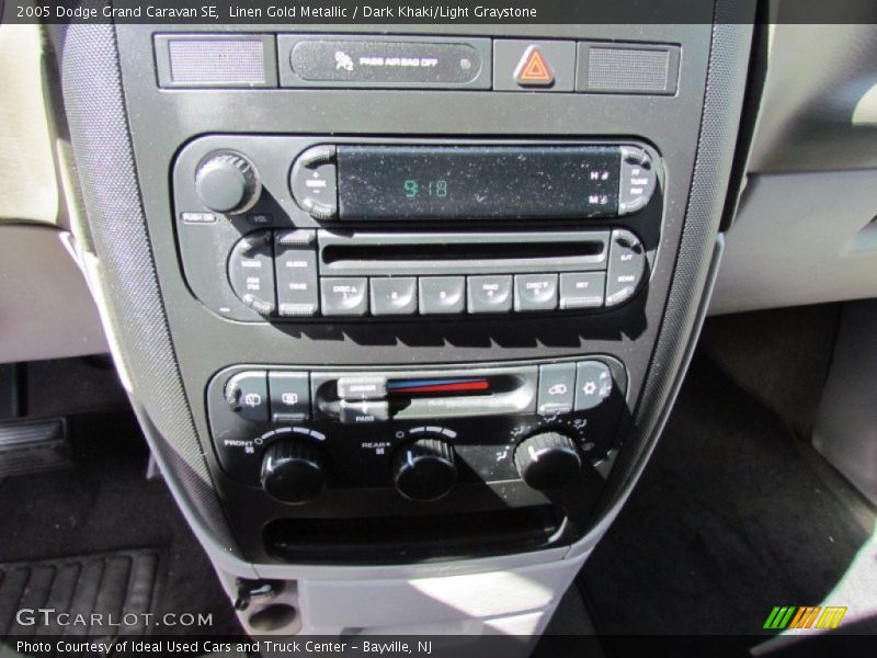 Linen Gold Metallic / Dark Khaki/Light Graystone 2005 Dodge Grand Caravan SE