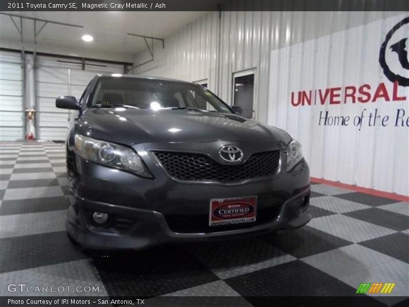 Magnetic Gray Metallic / Ash 2011 Toyota Camry SE