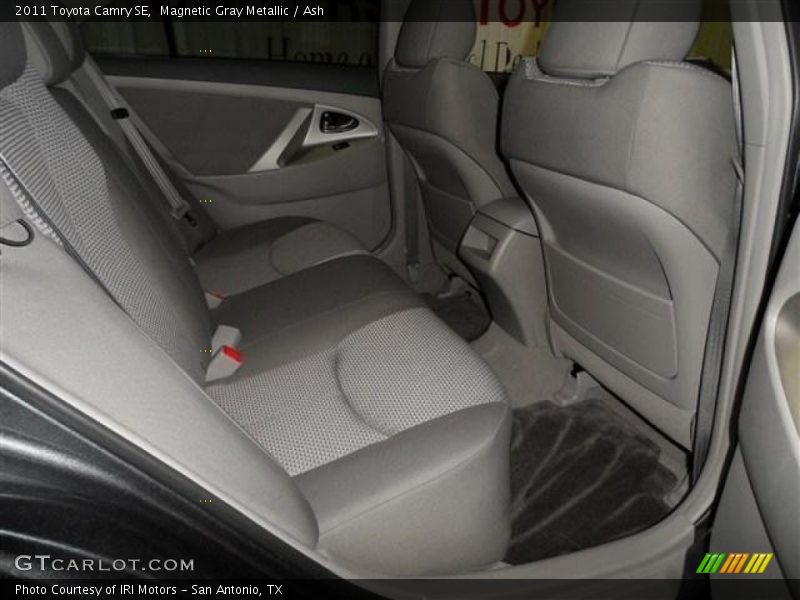 Magnetic Gray Metallic / Ash 2011 Toyota Camry SE