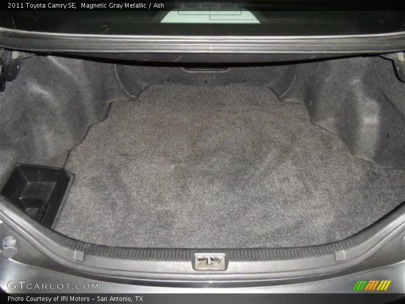 Magnetic Gray Metallic / Ash 2011 Toyota Camry SE