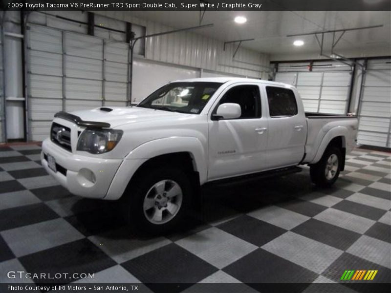 Super White / Graphite Gray 2009 Toyota Tacoma V6 PreRunner TRD Sport Double Cab