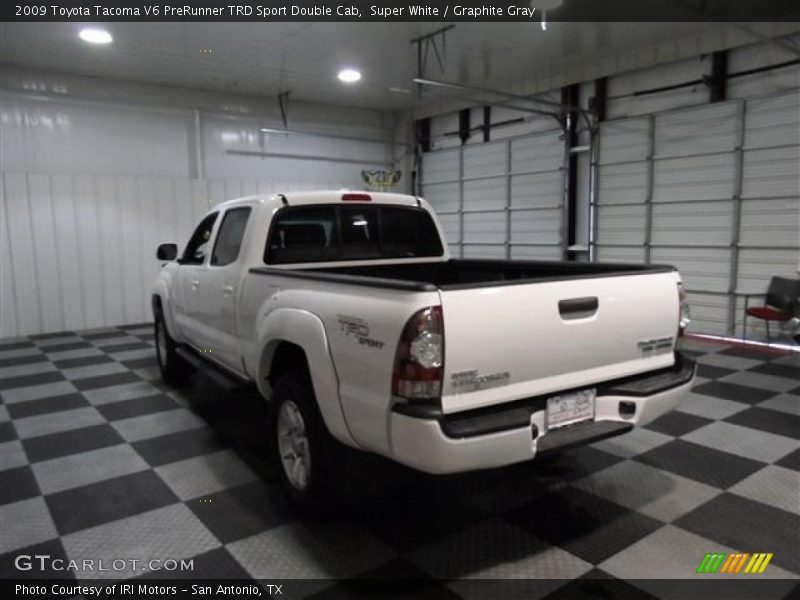 Super White / Graphite Gray 2009 Toyota Tacoma V6 PreRunner TRD Sport Double Cab