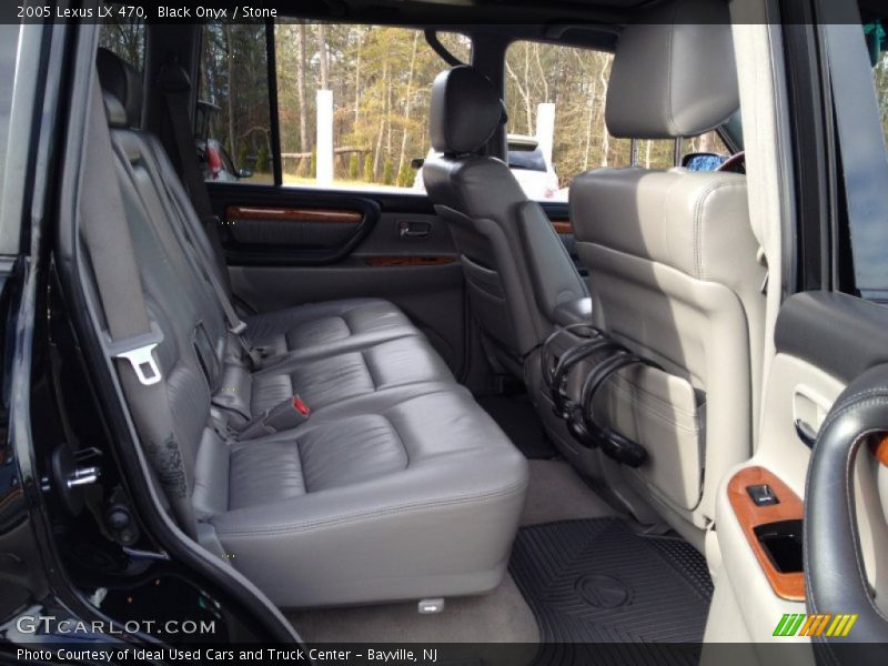 Black Onyx / Stone 2005 Lexus LX 470