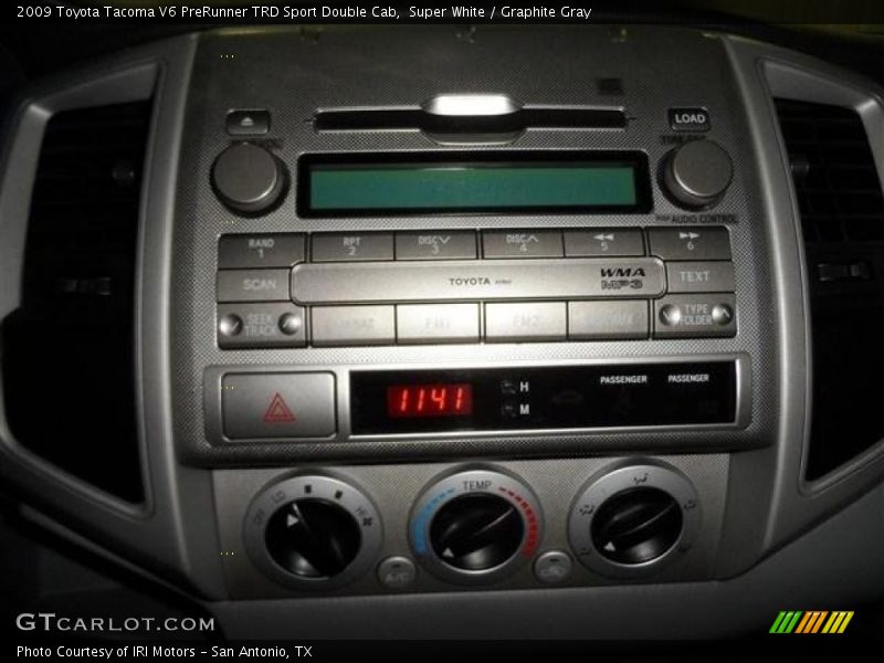 Super White / Graphite Gray 2009 Toyota Tacoma V6 PreRunner TRD Sport Double Cab
